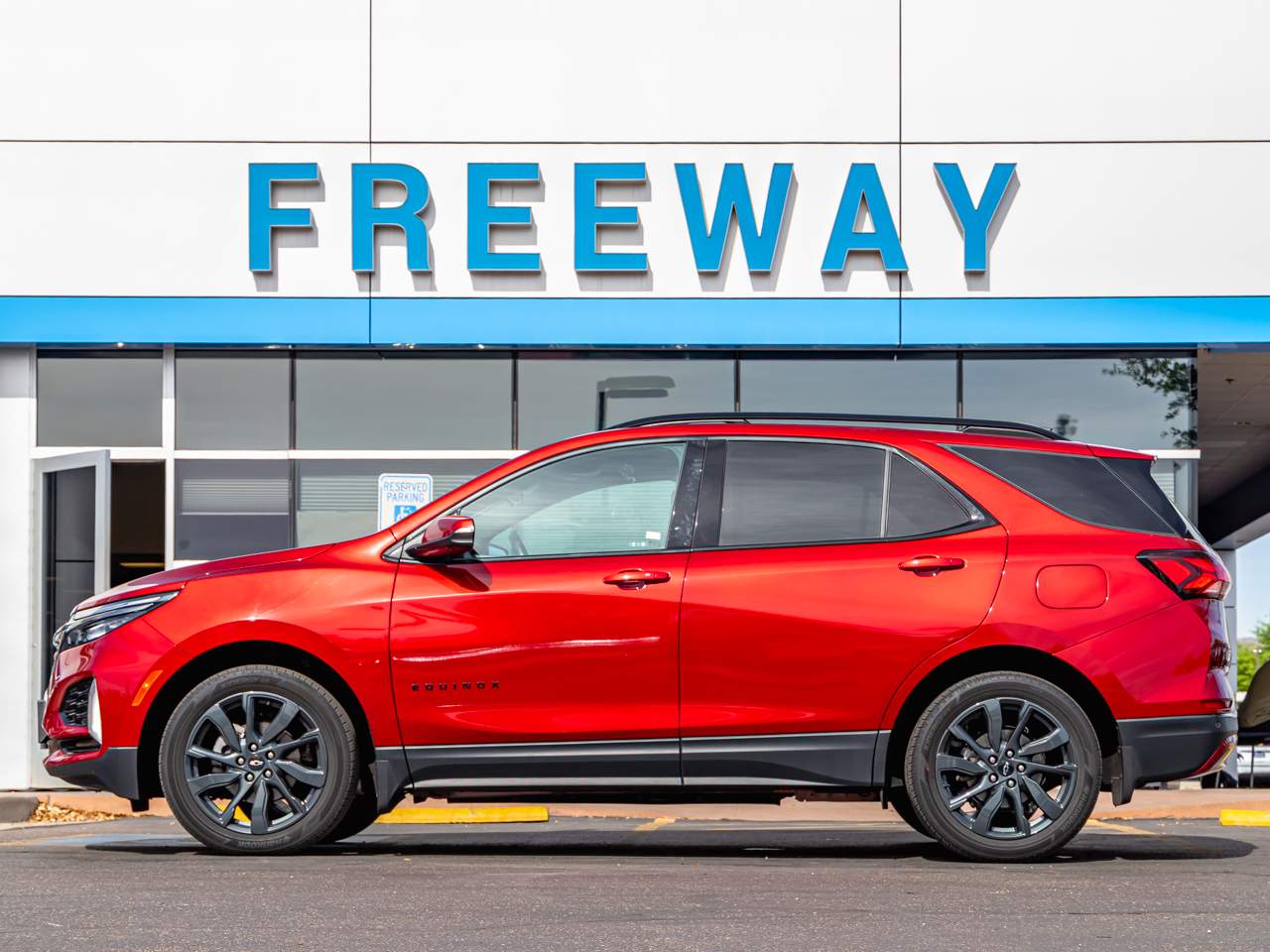 2023 Chevrolet Equinox RS