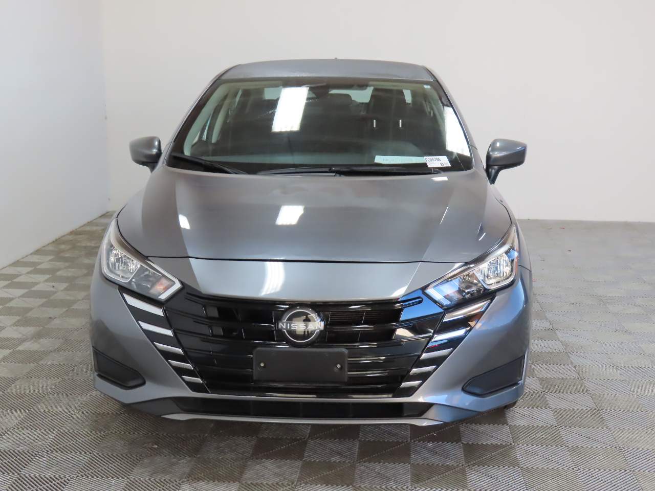 2023 Nissan Versa SV