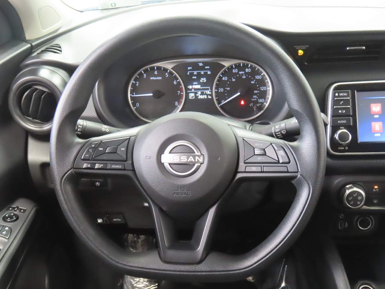 2024 Nissan Kicks S - Photo 9