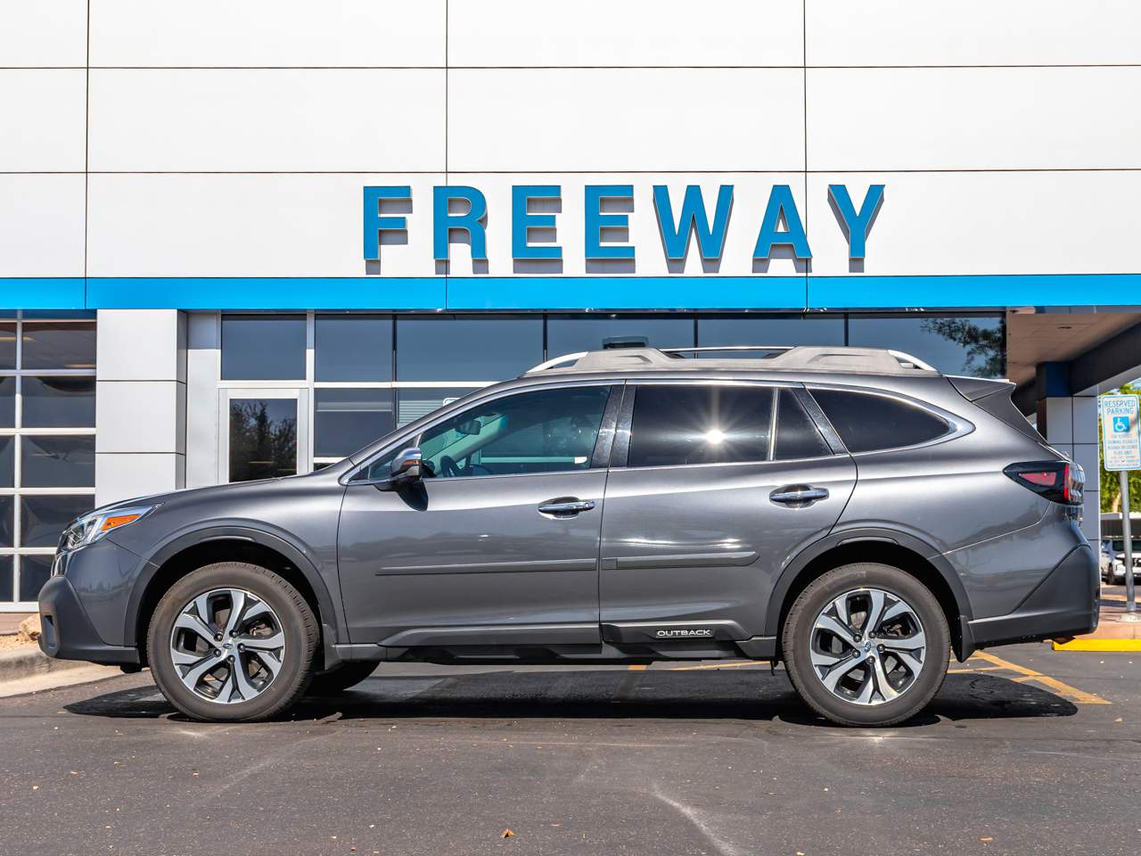 2021 Subaru Outback Touring