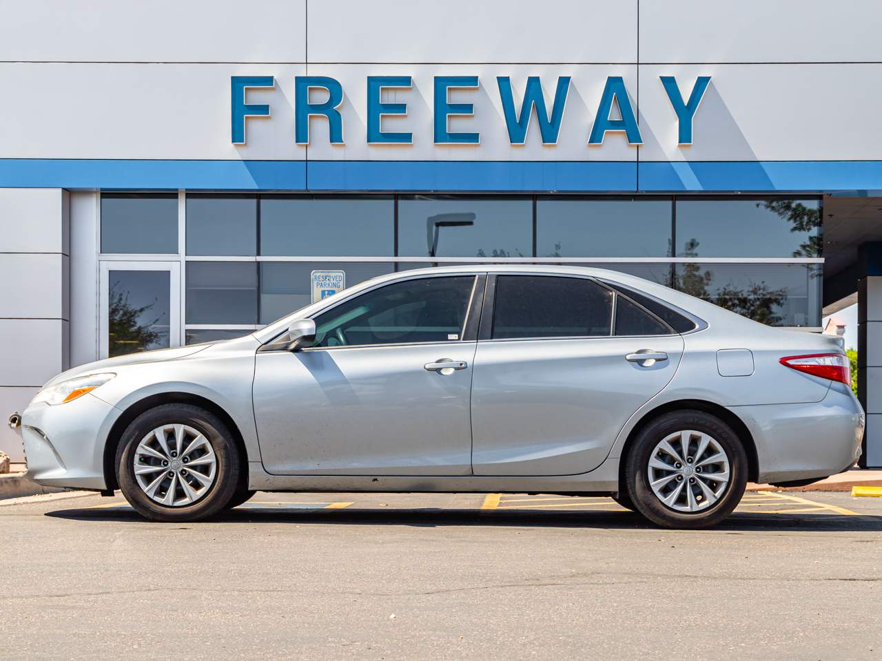 2017 Toyota Camry LE