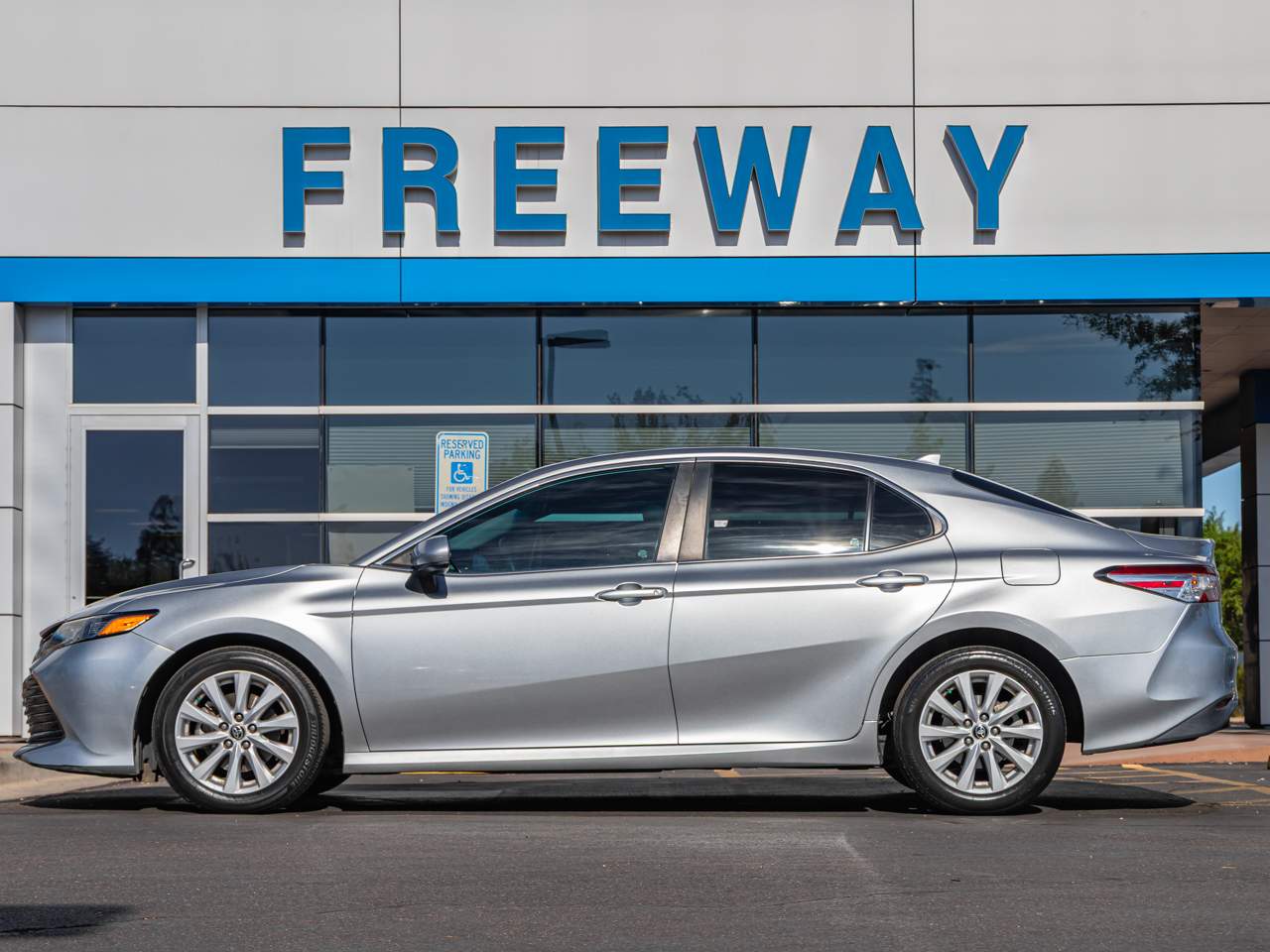2020 Toyota Camry LE