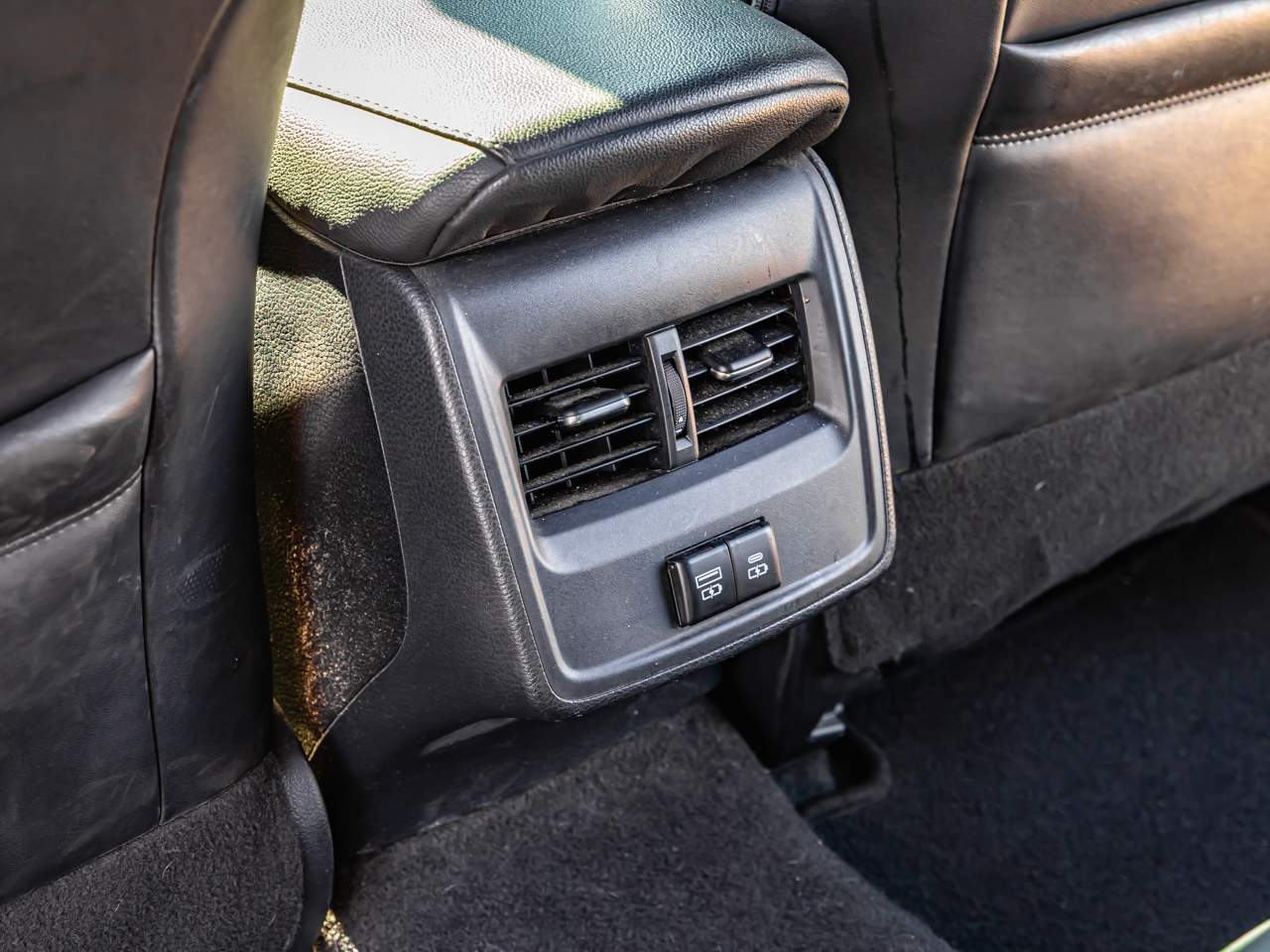 2021 Toyota Avalon Hybrid XSE