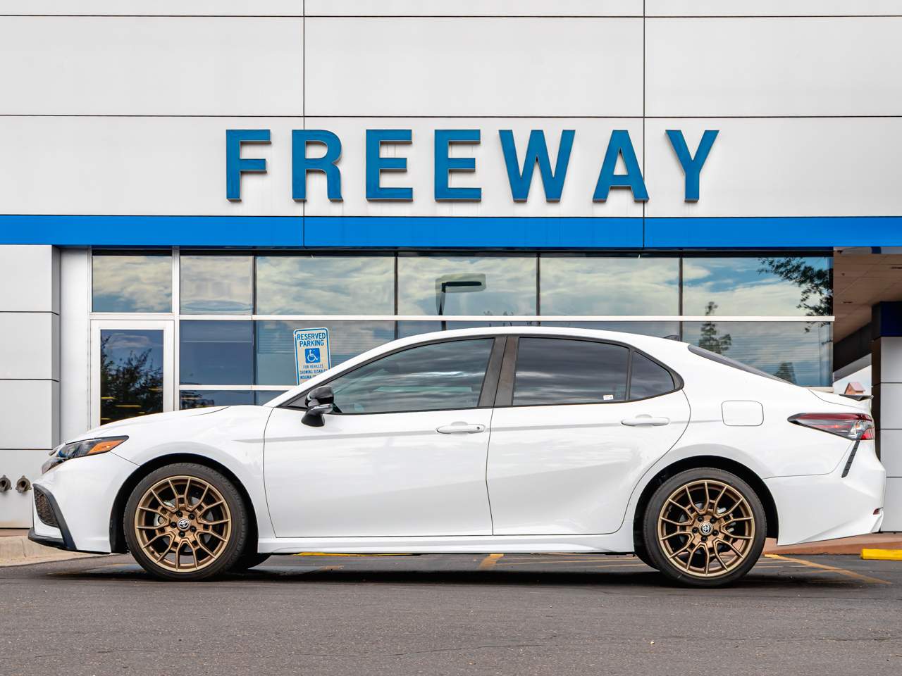 2024 Toyota Camry SE Nightshade