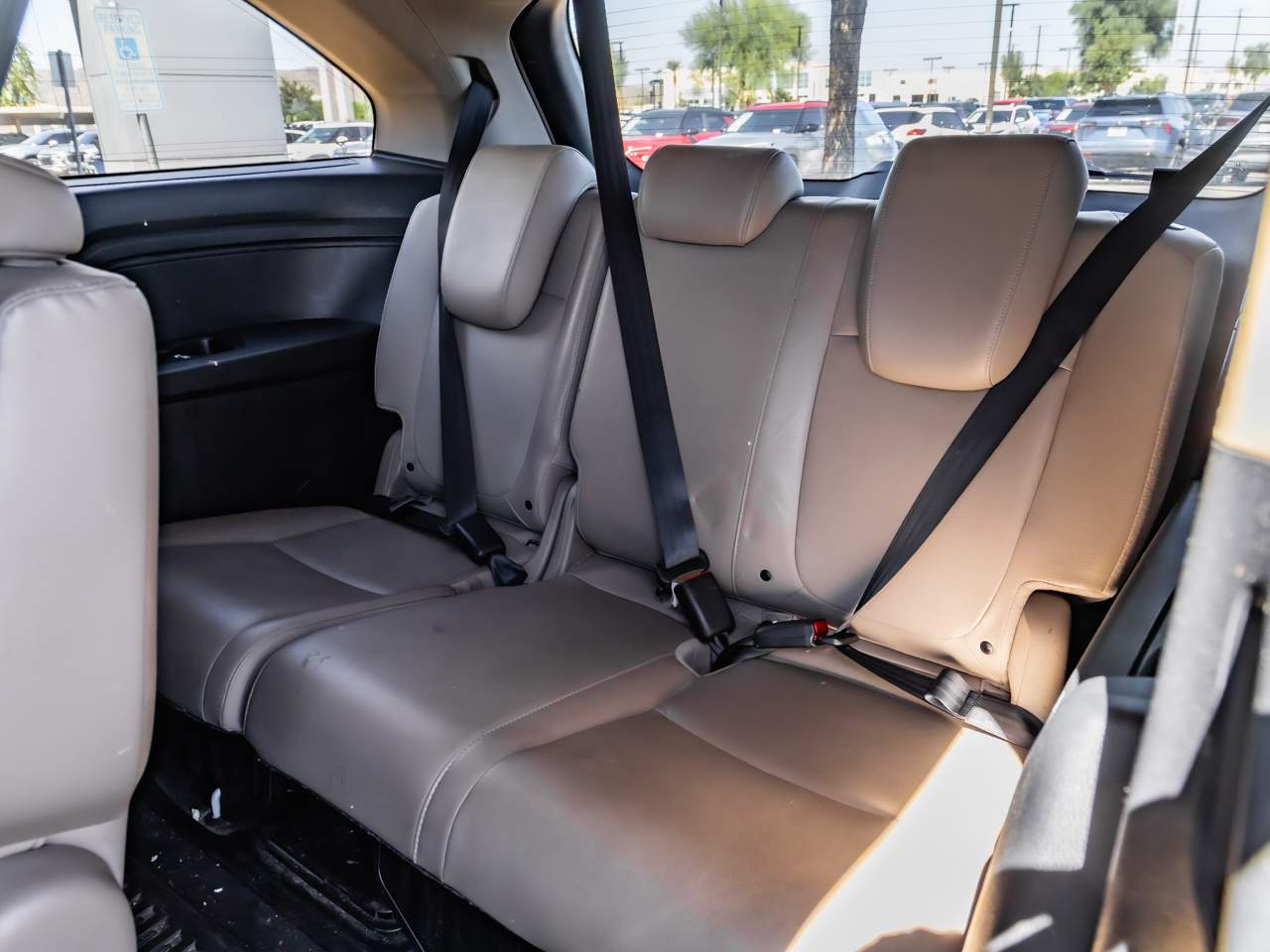 2019 Honda Odyssey EX-L photo 2