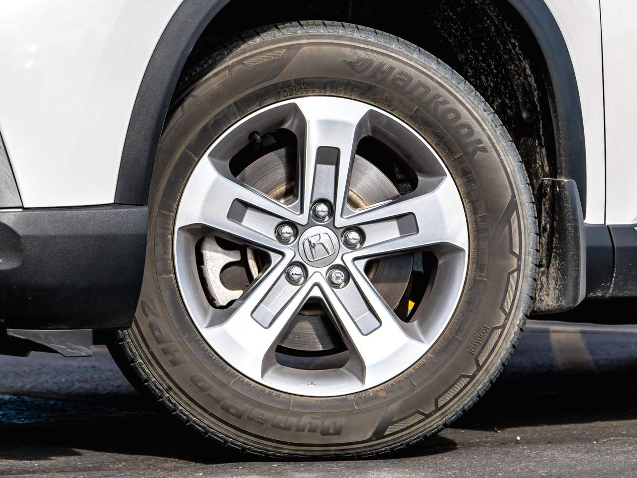 2025 Honda Pilot EX-L - Photo 6