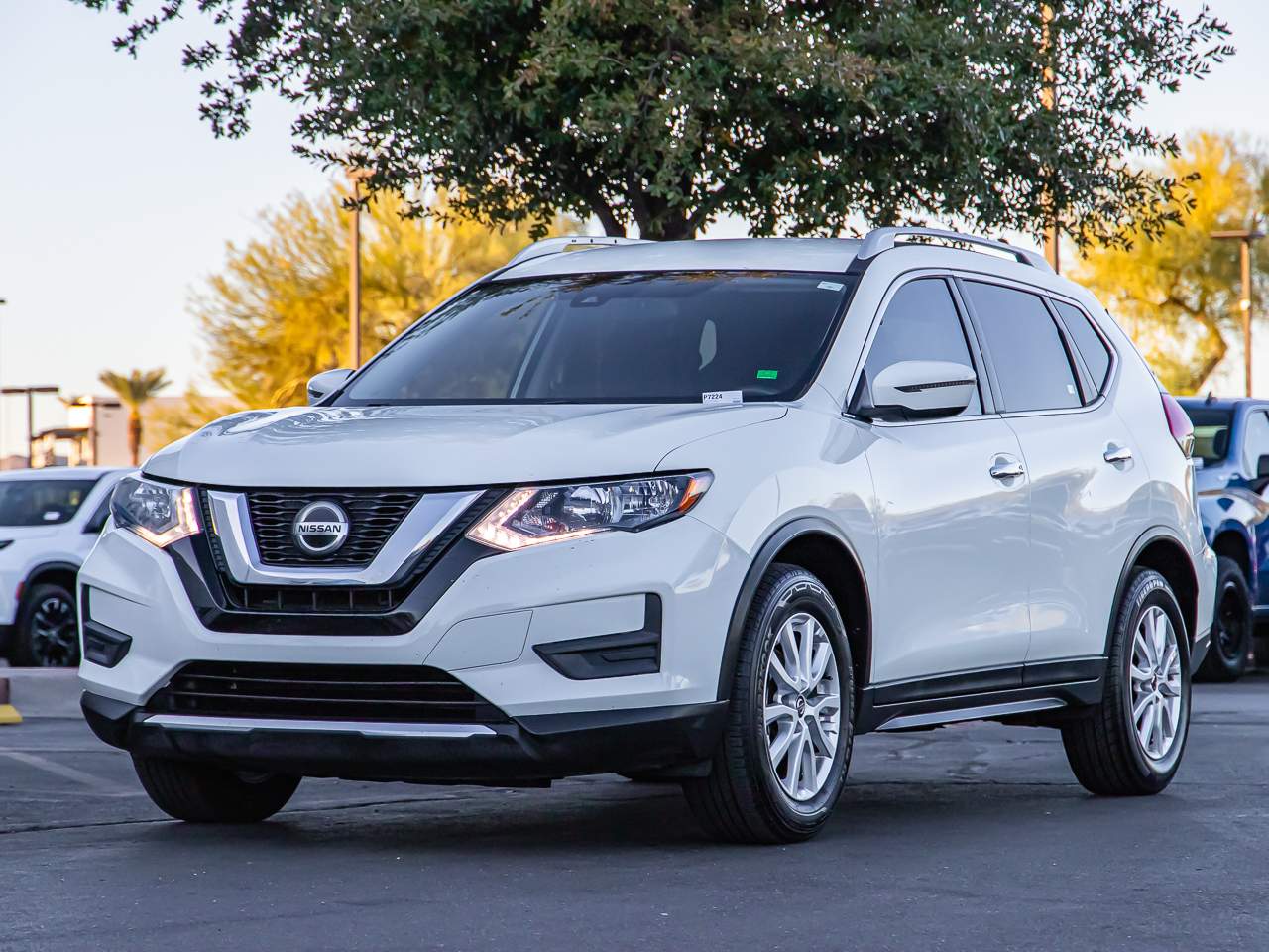 2020 Nissan Rogue SV