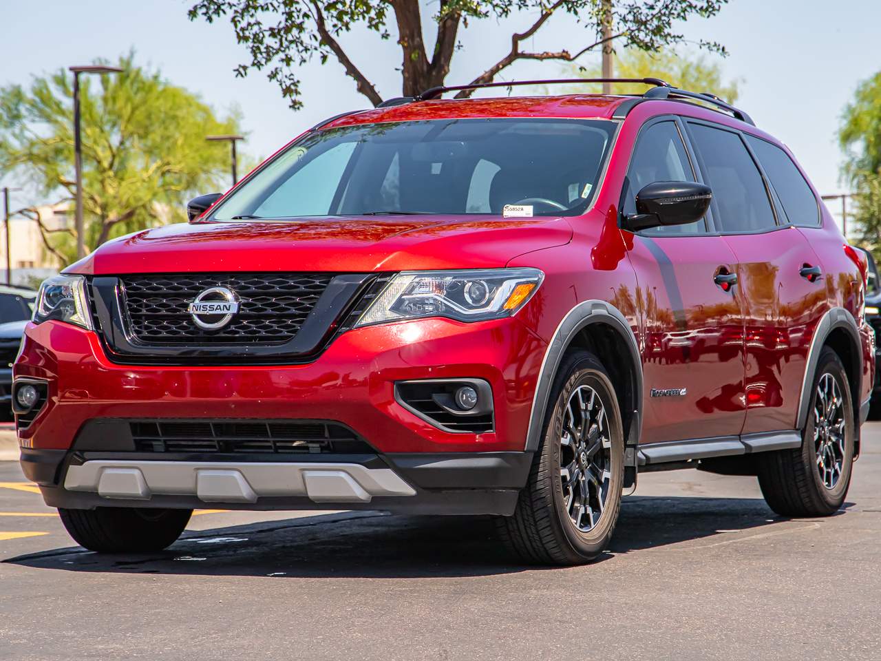2020 Nissan Pathfinder SV