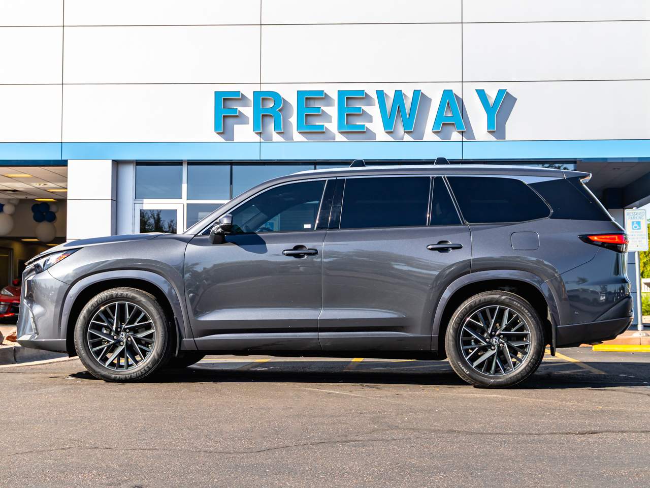 2024 Lexus TX 350 Premium