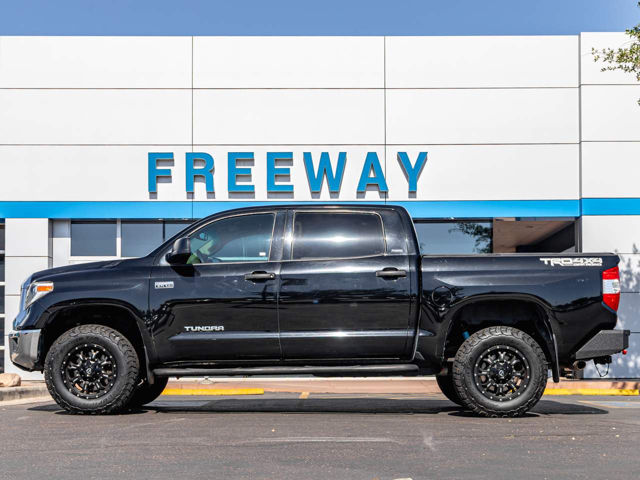 2014 Toyota Tundra SR5 Crew Cab