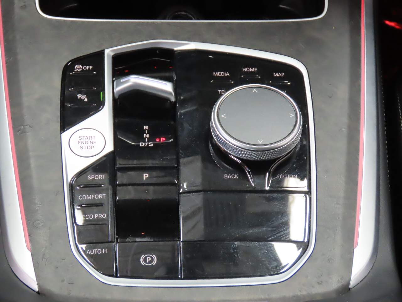 2025 BMW X5 40i - Photo 12