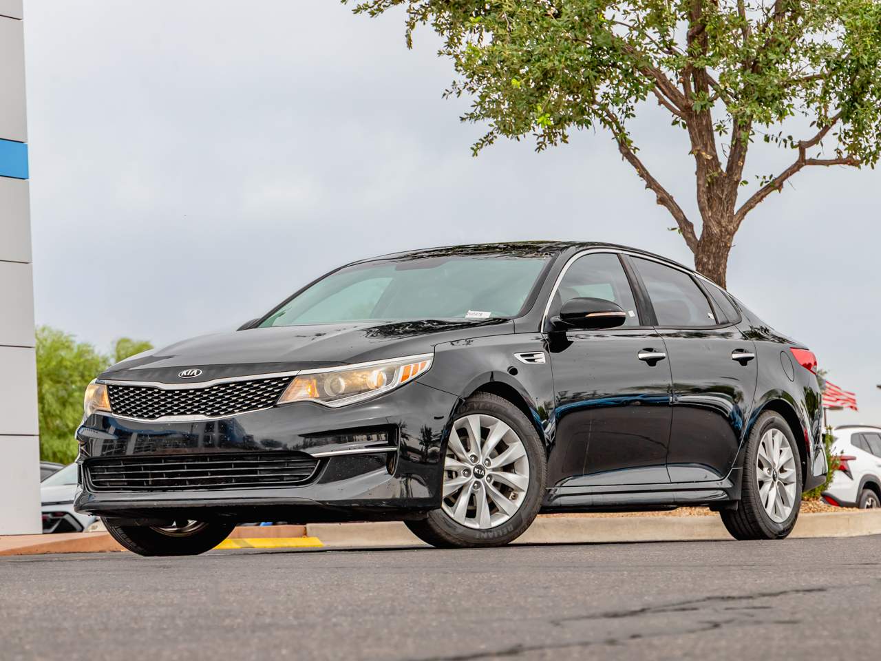 2016 Kia Optima EX AT's photo