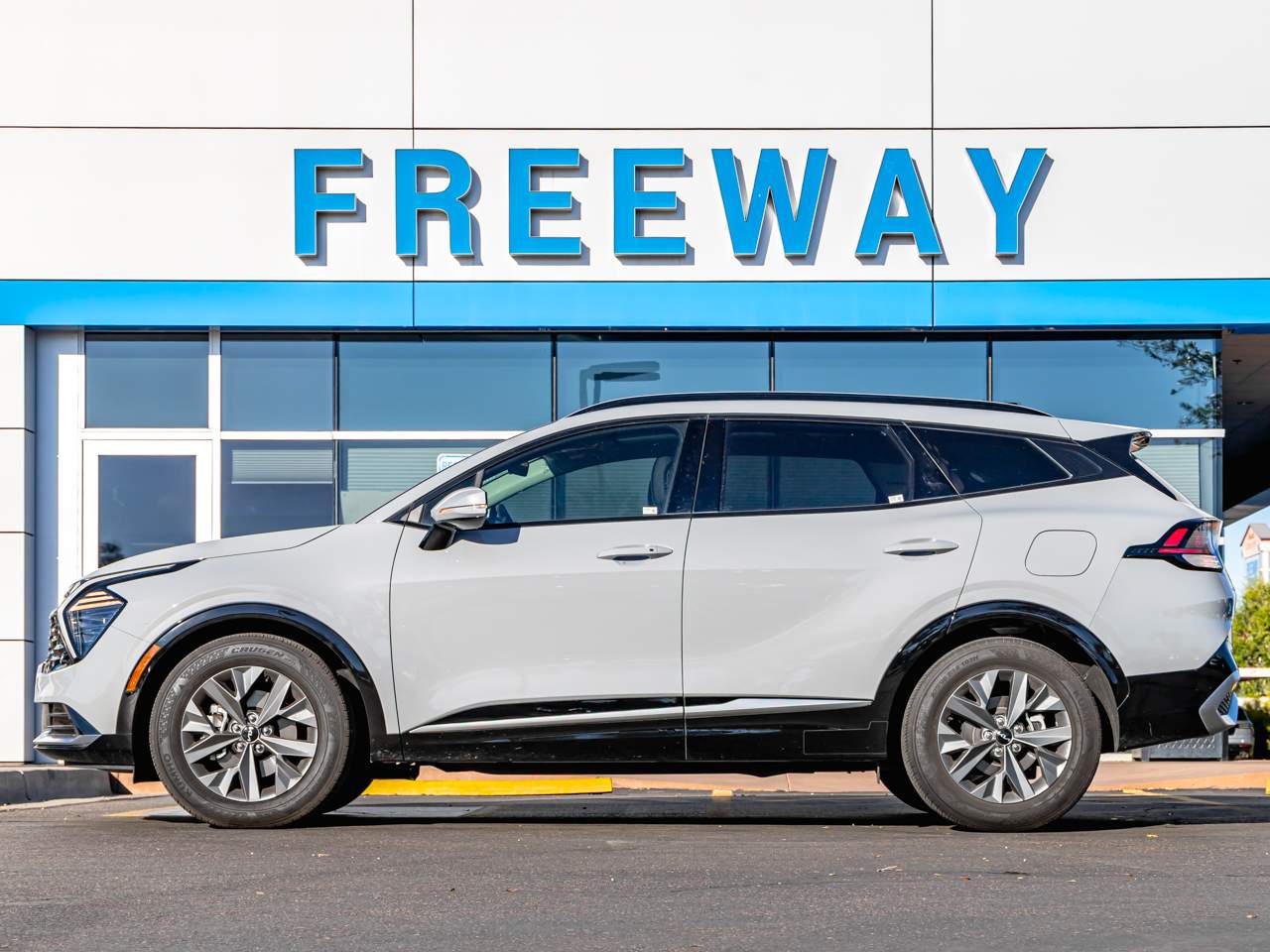 2024 Kia Sportage SX