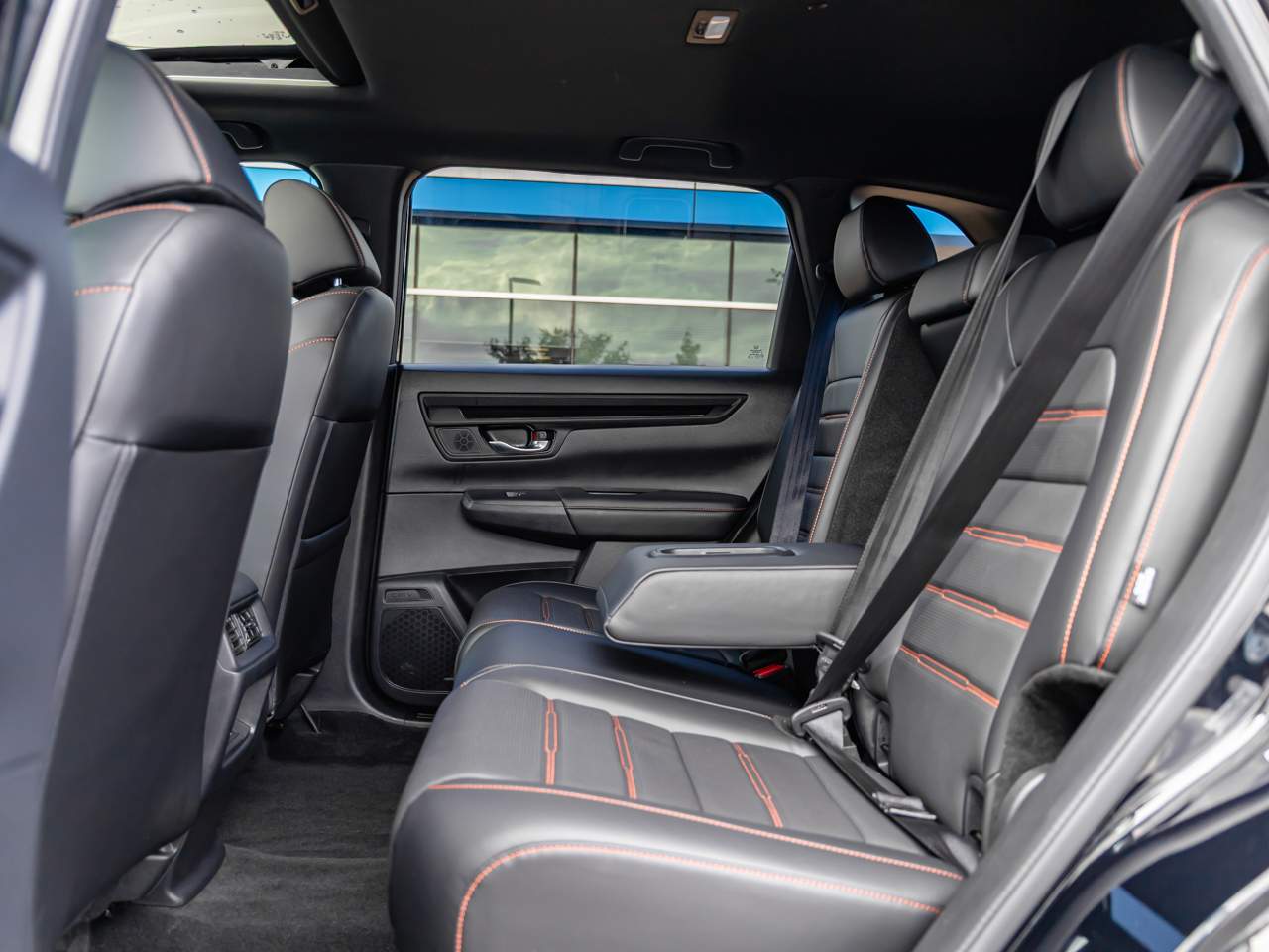 2025 Honda CR-V Sport-L - Photo 18