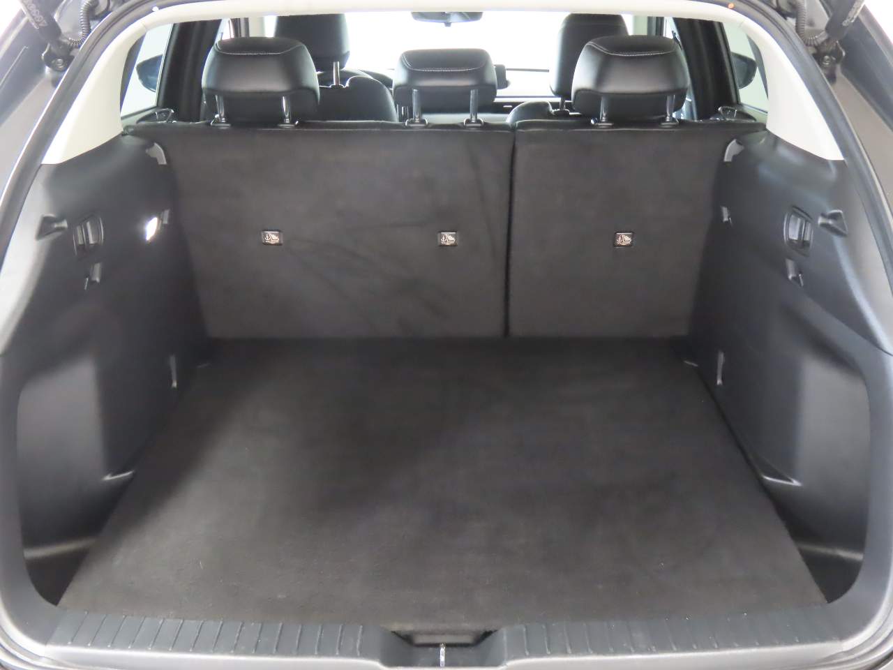 2025 Mazda CX-50 Preferred - Photo 17