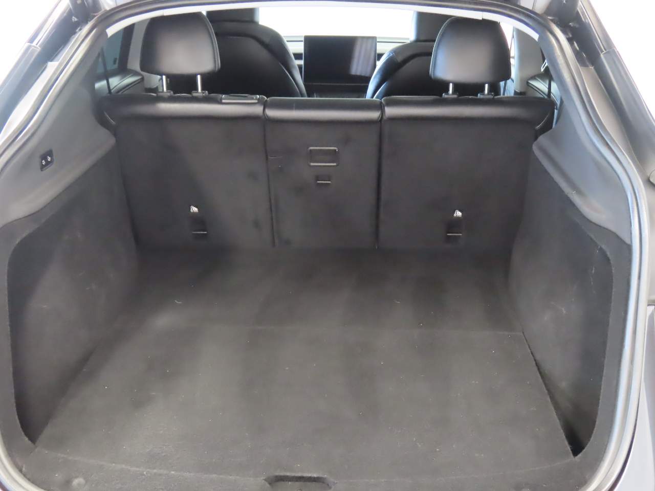 2026 Tesla Model Y Long Range Launch Series - Photo 18