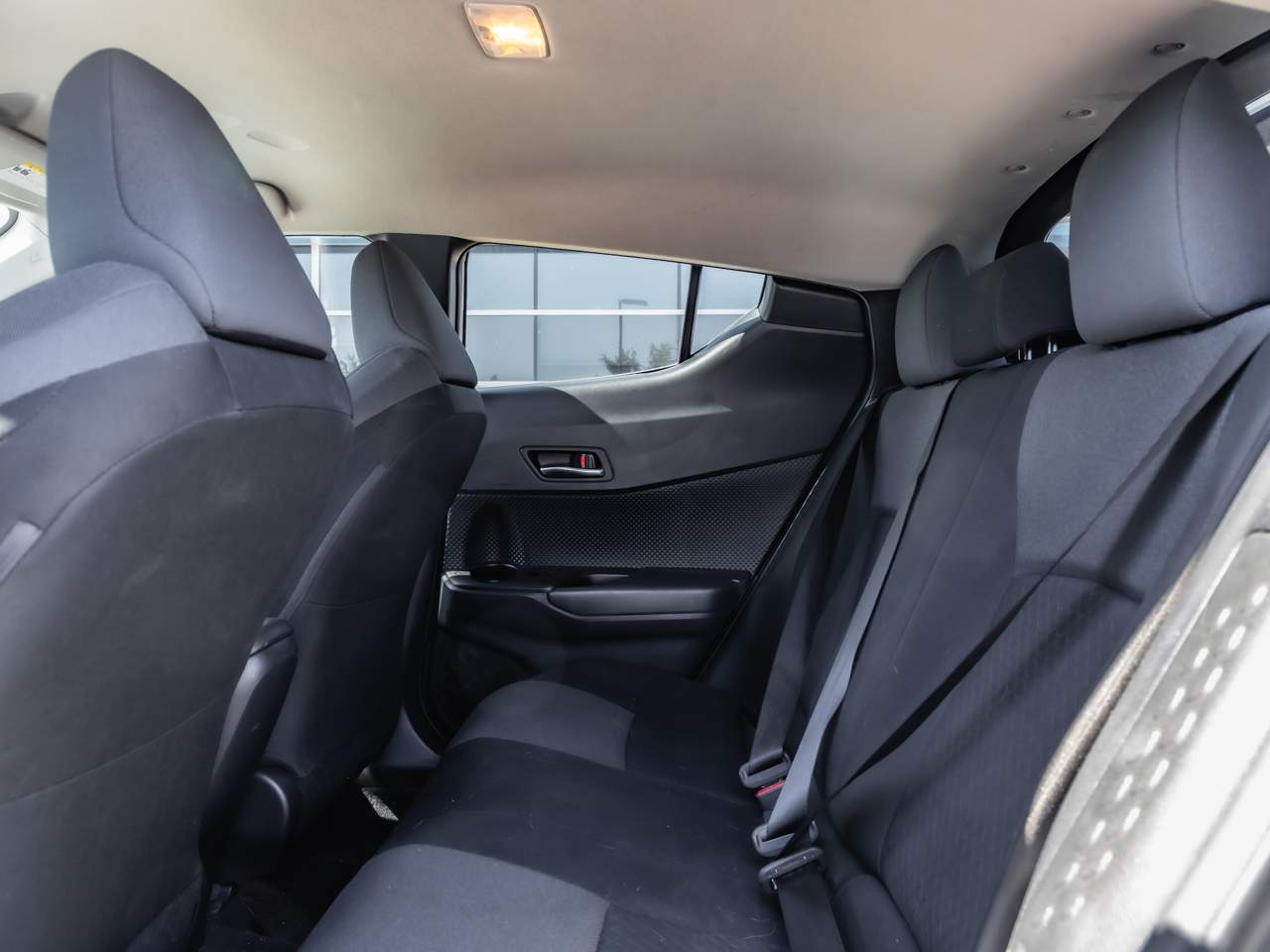 2021 Toyota C-HR LE