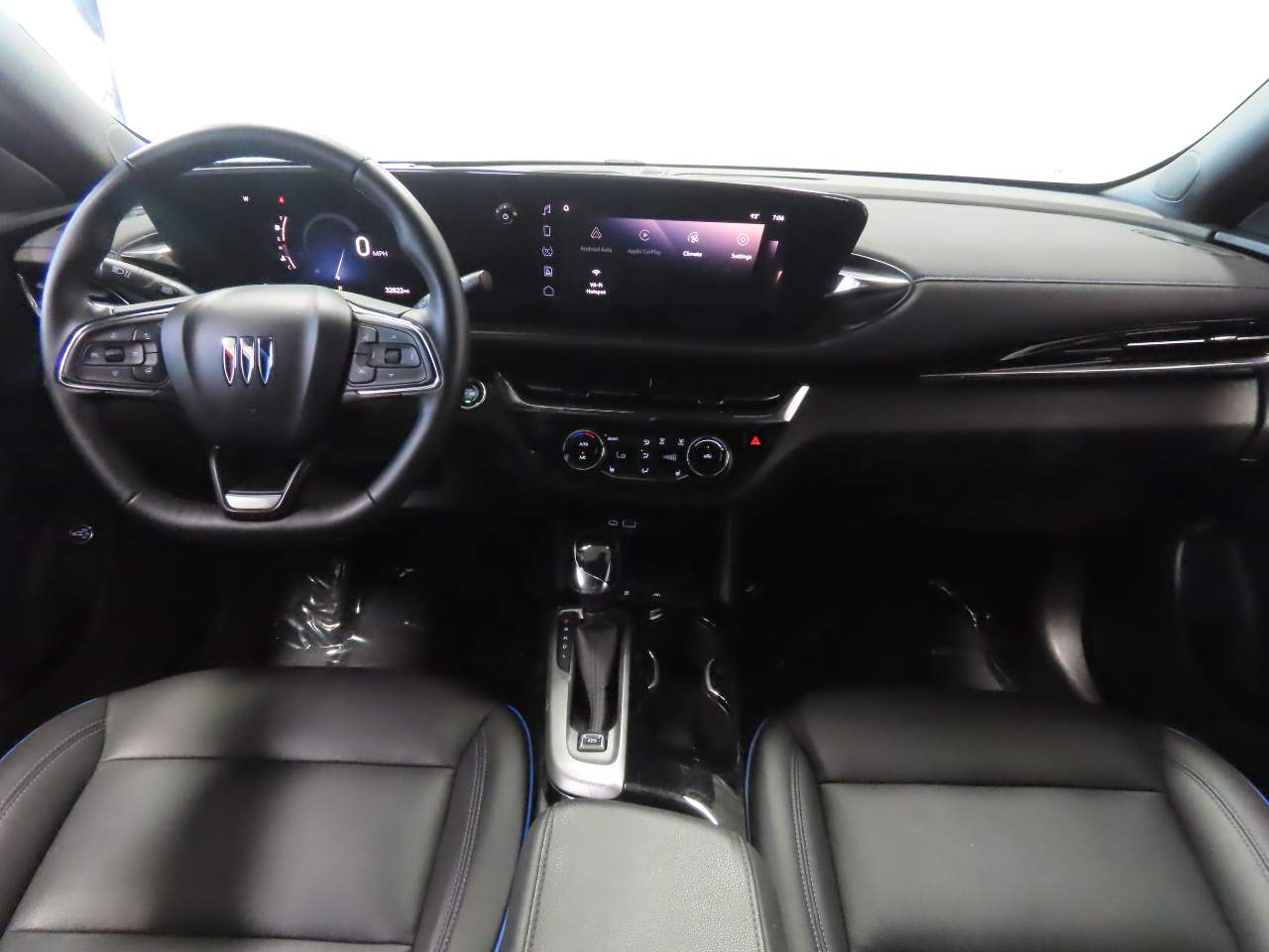 2025 Buick Envista Sport Touring - Photo 14