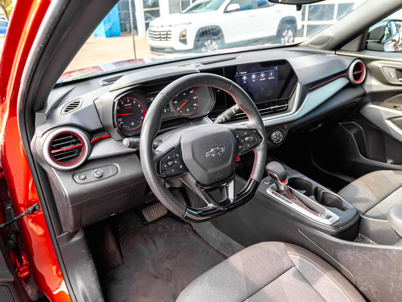 2024 Chevrolet Trax RS - Photo 8