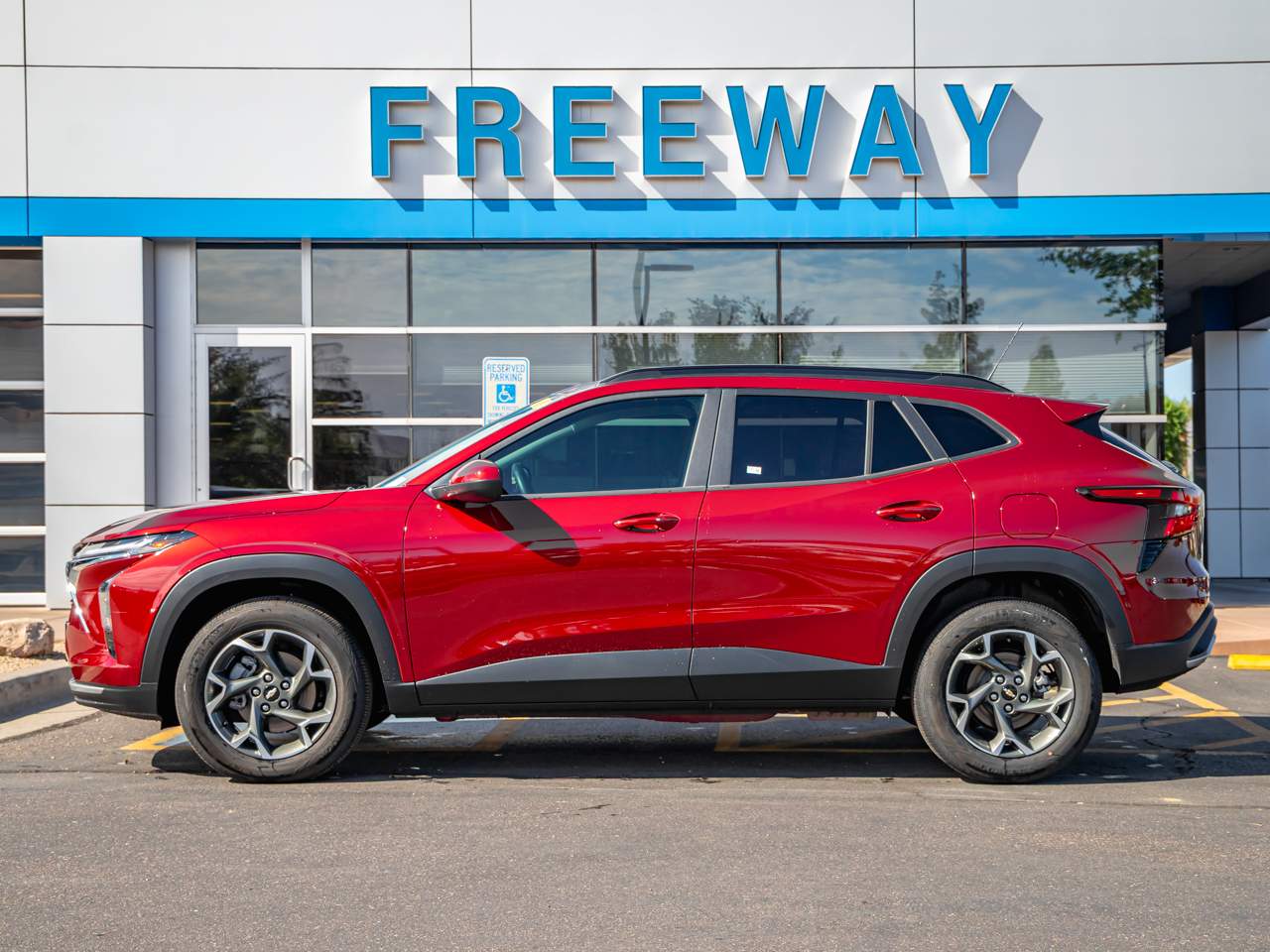 2024 Chevrolet Trax LT