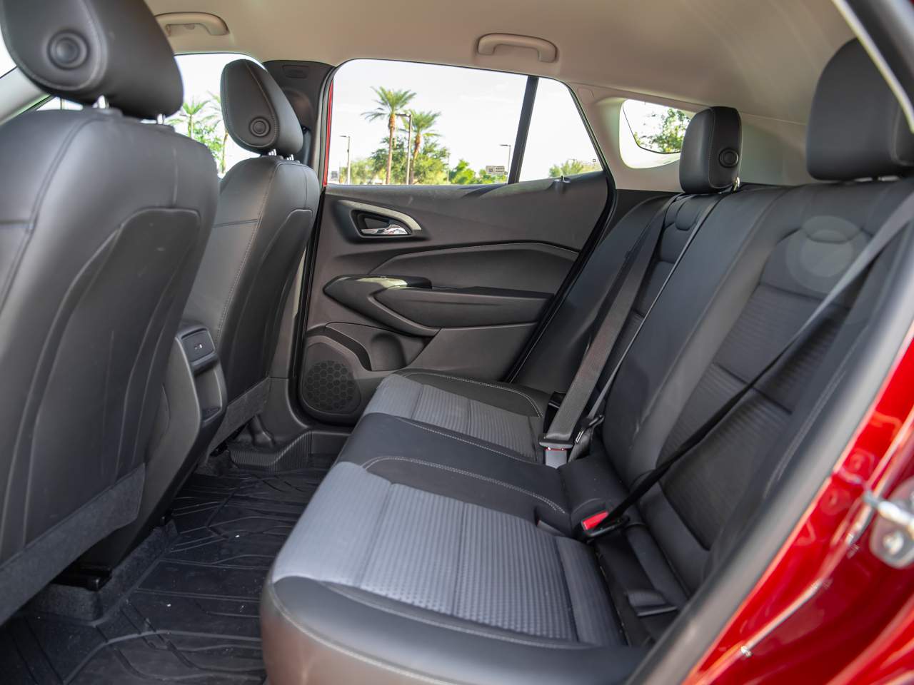 2024 Chevrolet Trax LT - Photo 20