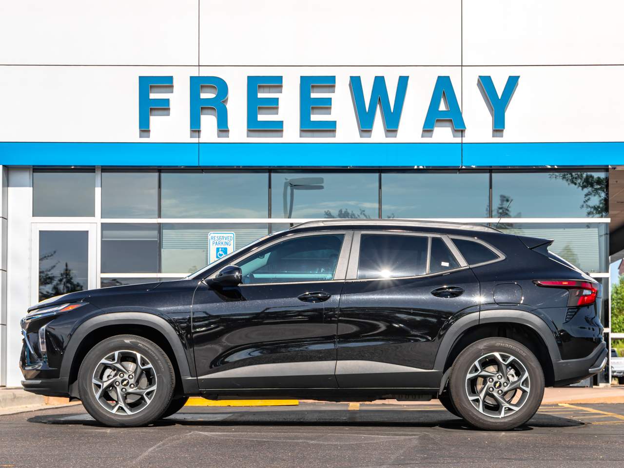 2024 Chevrolet Trax LT