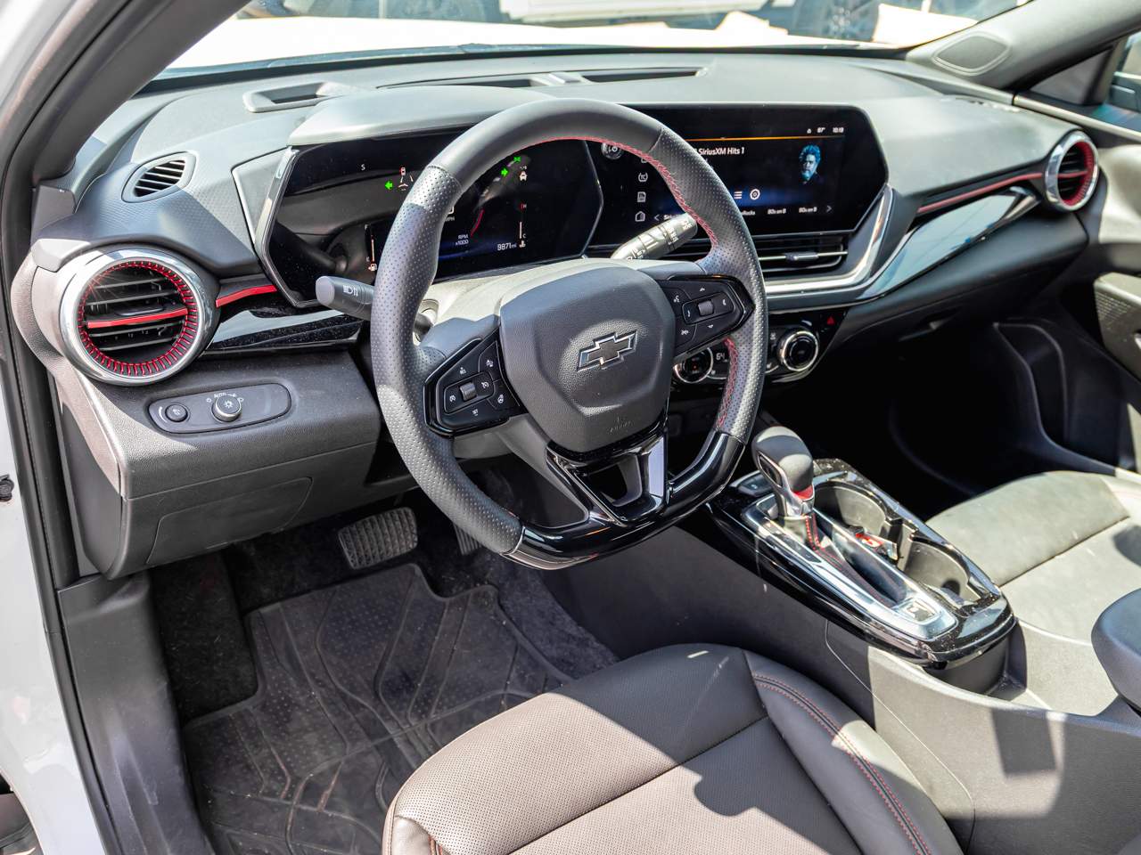 2024 Chevrolet Trax RS - Photo 15