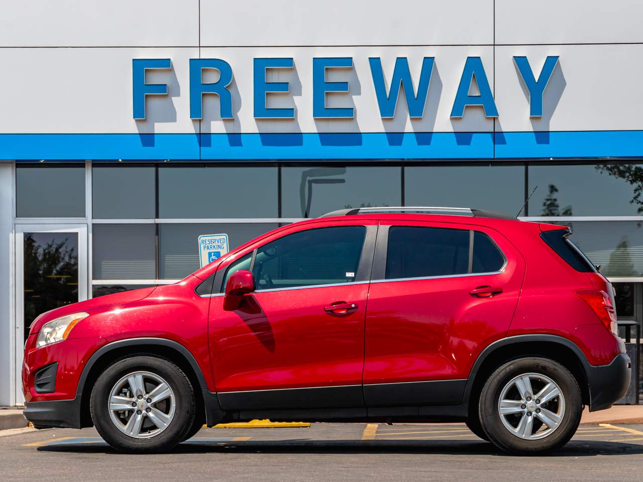 Used 2015 Chevrolet Trax LT with VIN KL7CJLSB3FB071813 for sale in Chandler, AZ
