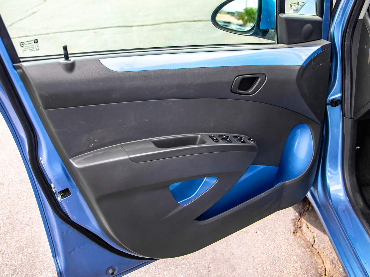 2014 Chevrolet Spark 1LT - Photo 9