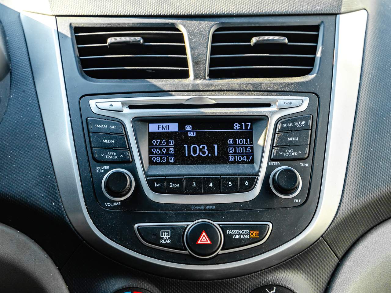 2016 Hyundai Accent SE - Photo 14