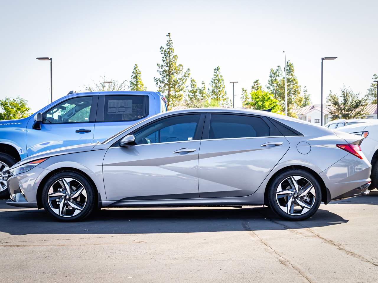 2023 Hyundai ELANTRA Hybrid Limited