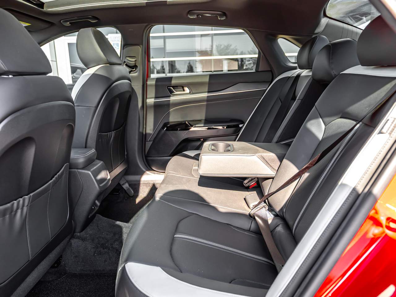 2025 Kia K5 GT-Line - Photo 19