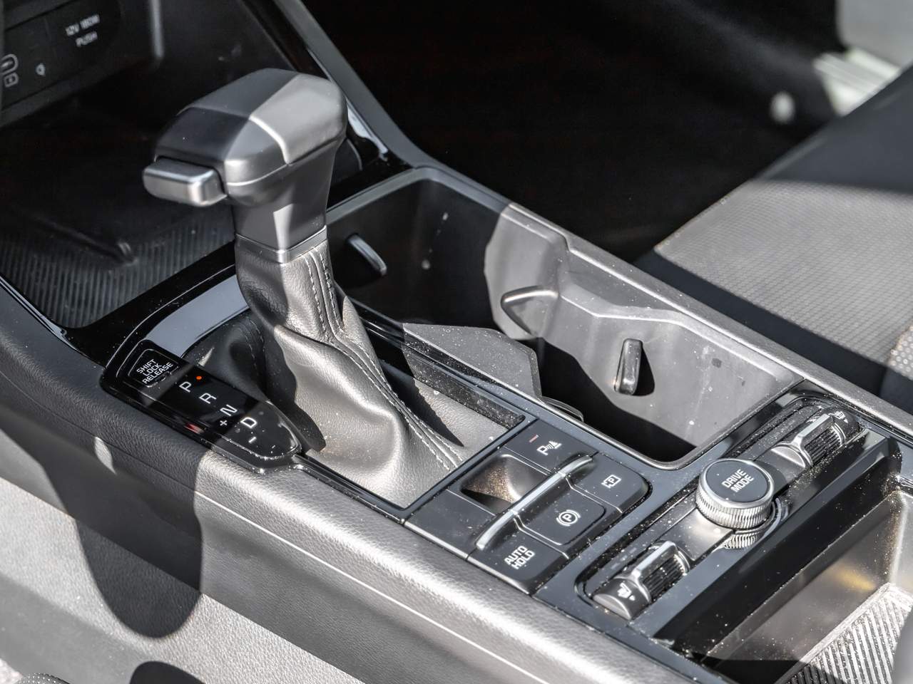 2025 Kia K5 GT-Line - Photo 18