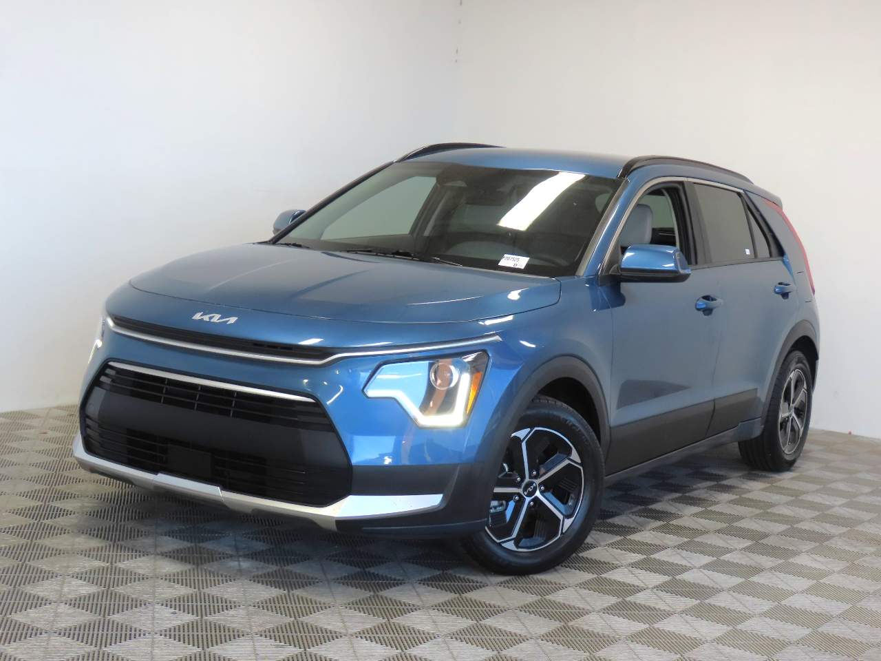 2024 Kia Niro EX