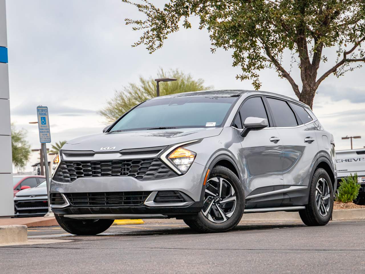 2023 Kia Sportage Hybrid LX