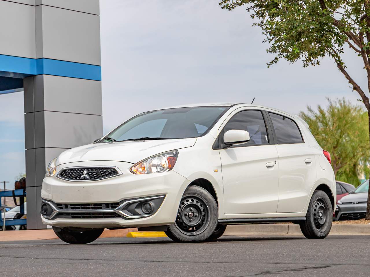 2019 Mitsubishi Mirage ES CVT's photo