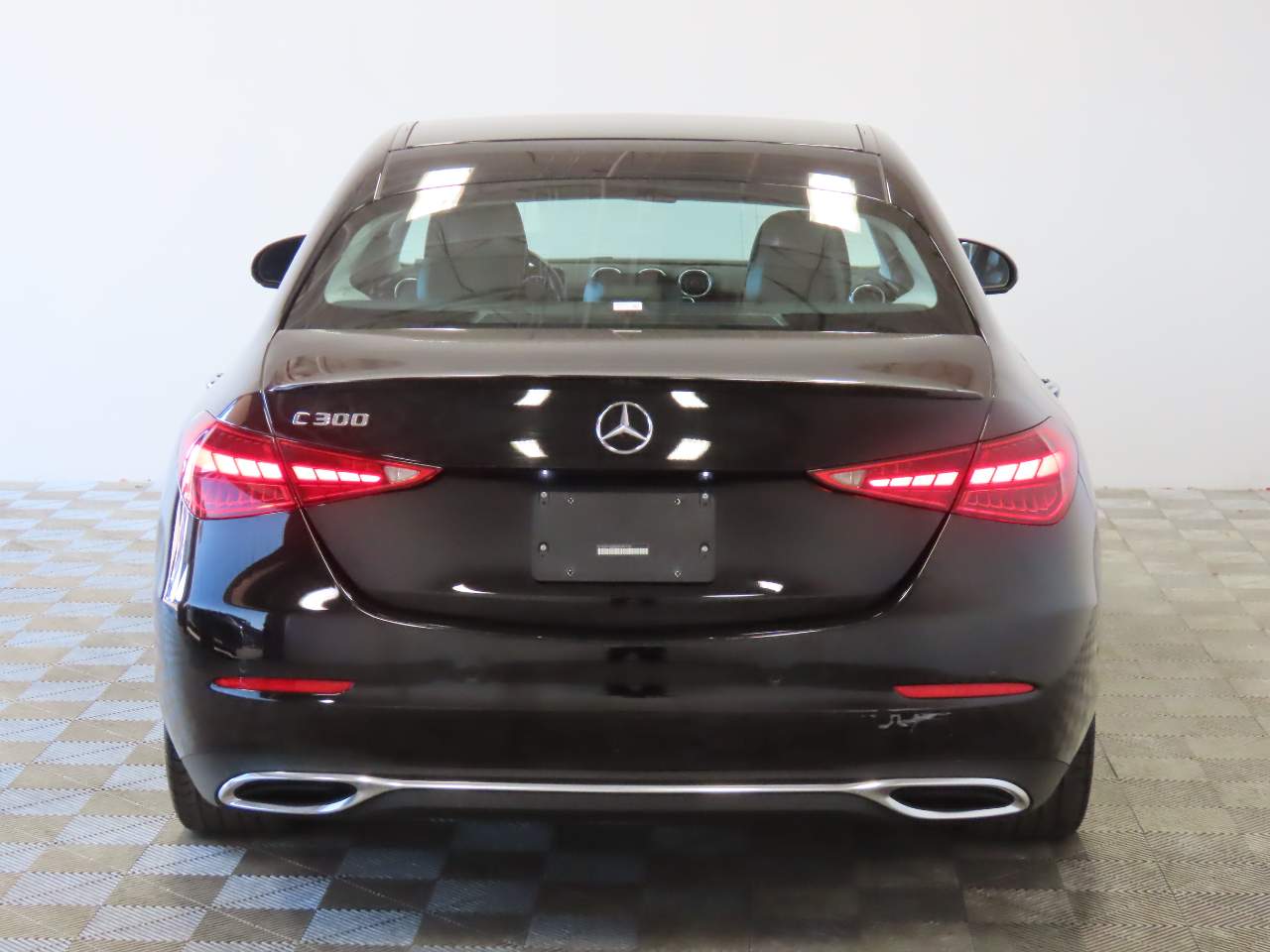 2025 Mercedes-Benz C-Class Sedan C 300 - Photo 4