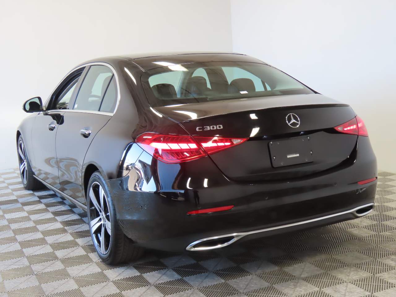 2025 Mercedes-Benz C-Class Sedan C 300 - Photo 3