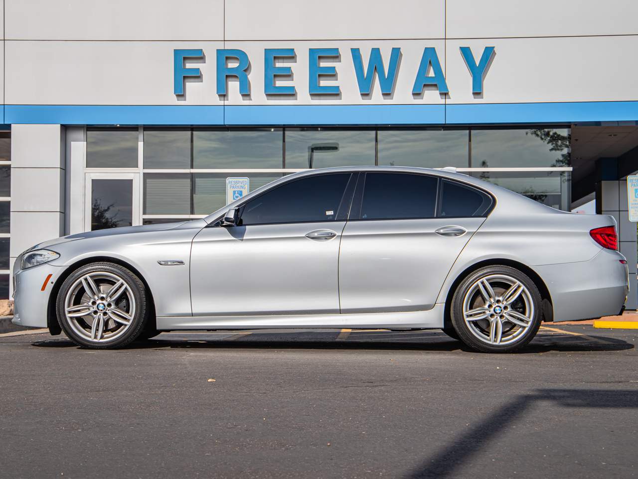 2013 BMW 5-Series 550i xDrive