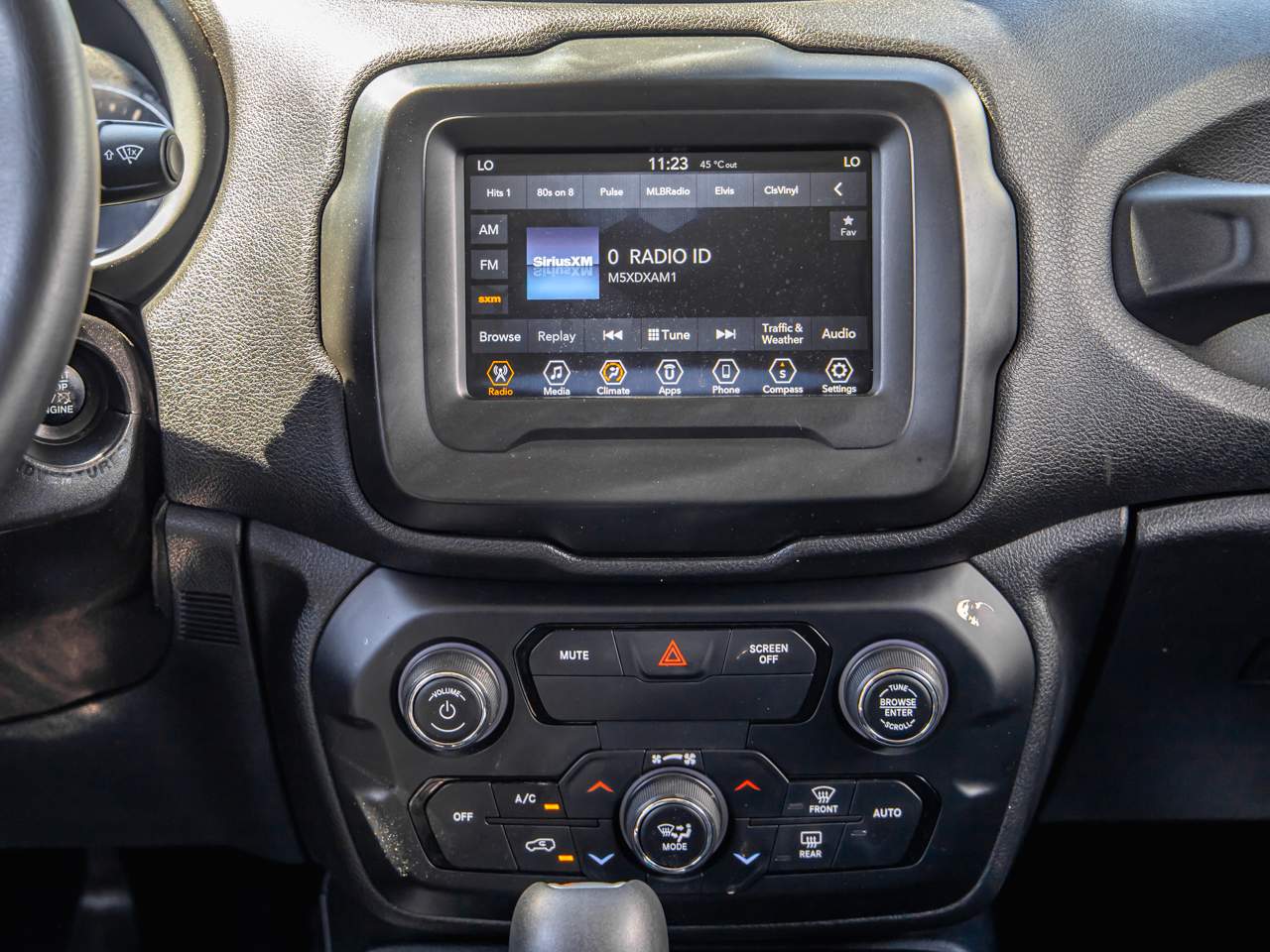 2020 Jeep Renegade Altitude - Photo 14