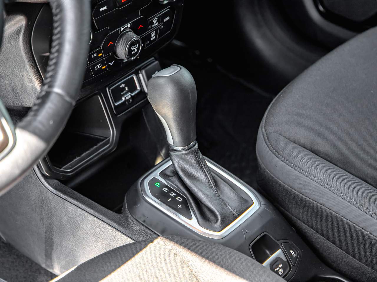 2020 Jeep Renegade Altitude - Photo 17