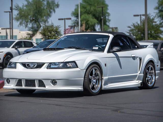 2000 Ford Mustang