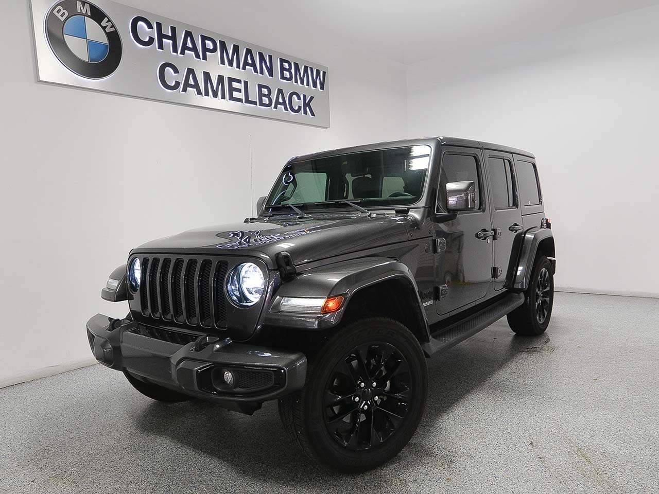 2020 Jeep Wrangler Unlimited Sahara Altitude