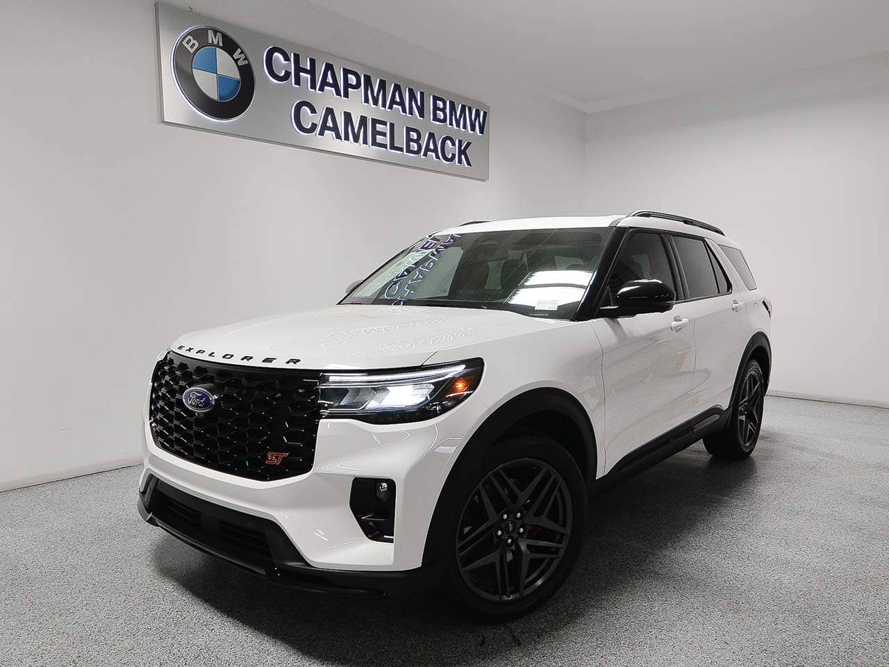 2025 Ford Explorer ST 4WD (PL535)'s photo