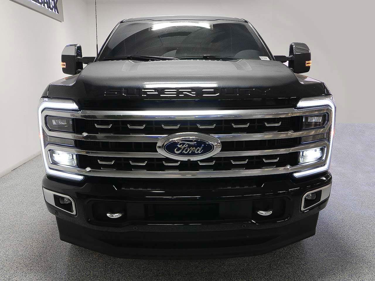 2024 Ford F-250 Super Duty Platinum Crew Cab