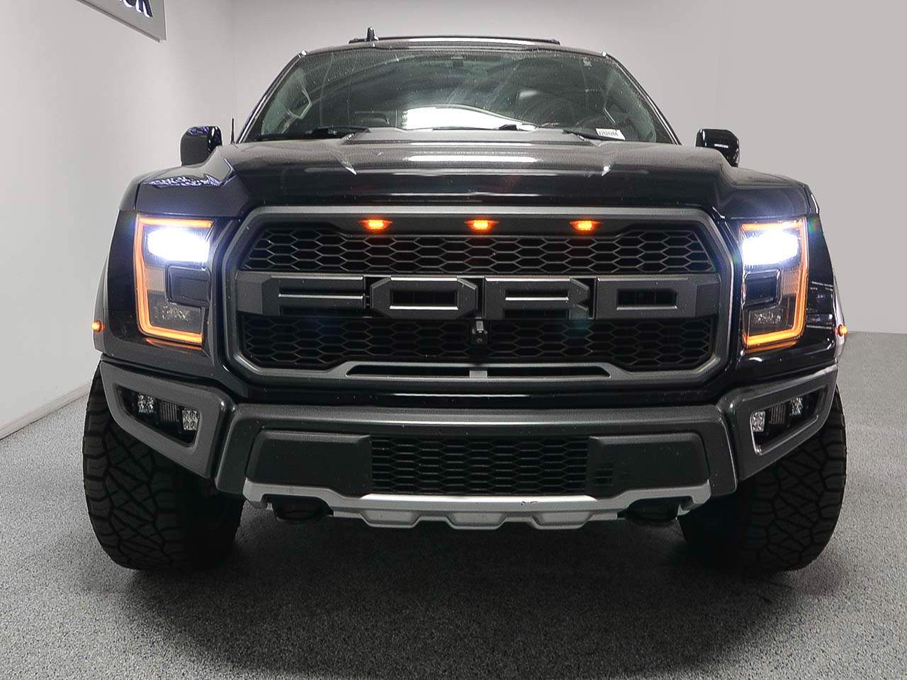 2019 Ford F-150 Raptor Crew Cab