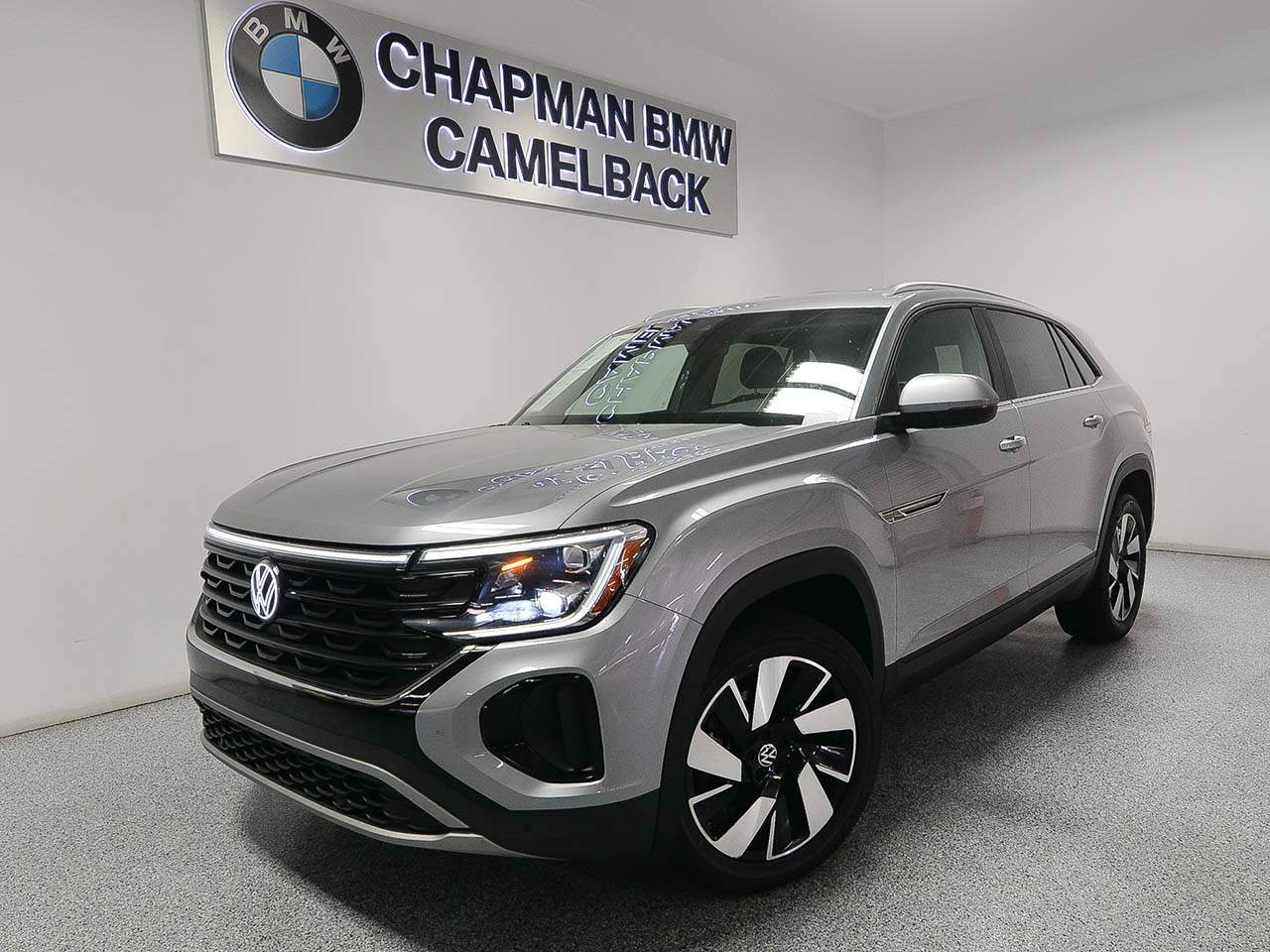 2025 Volkswagen Atlas Cross Sport SE 4Motion