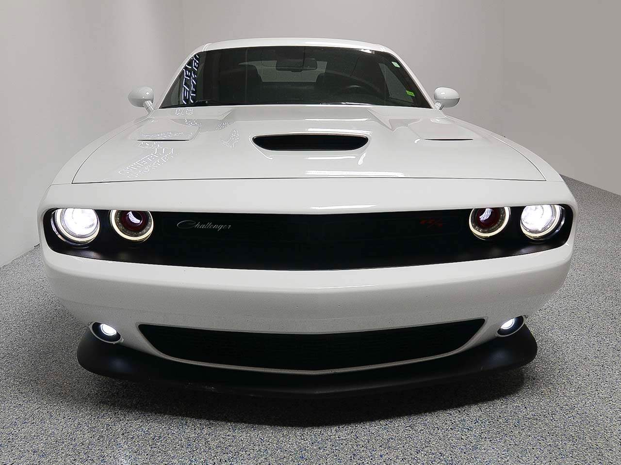 Used 2021 Dodge Challenger R/T with VIN 2C3CDZFJ0MH628085 for sale in Phoenix, AZ