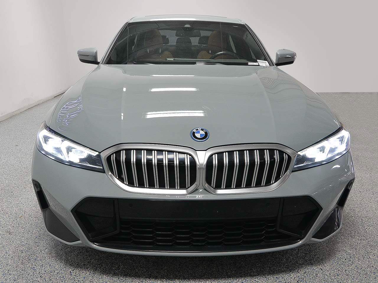 2024 BMW 3-Series 330e