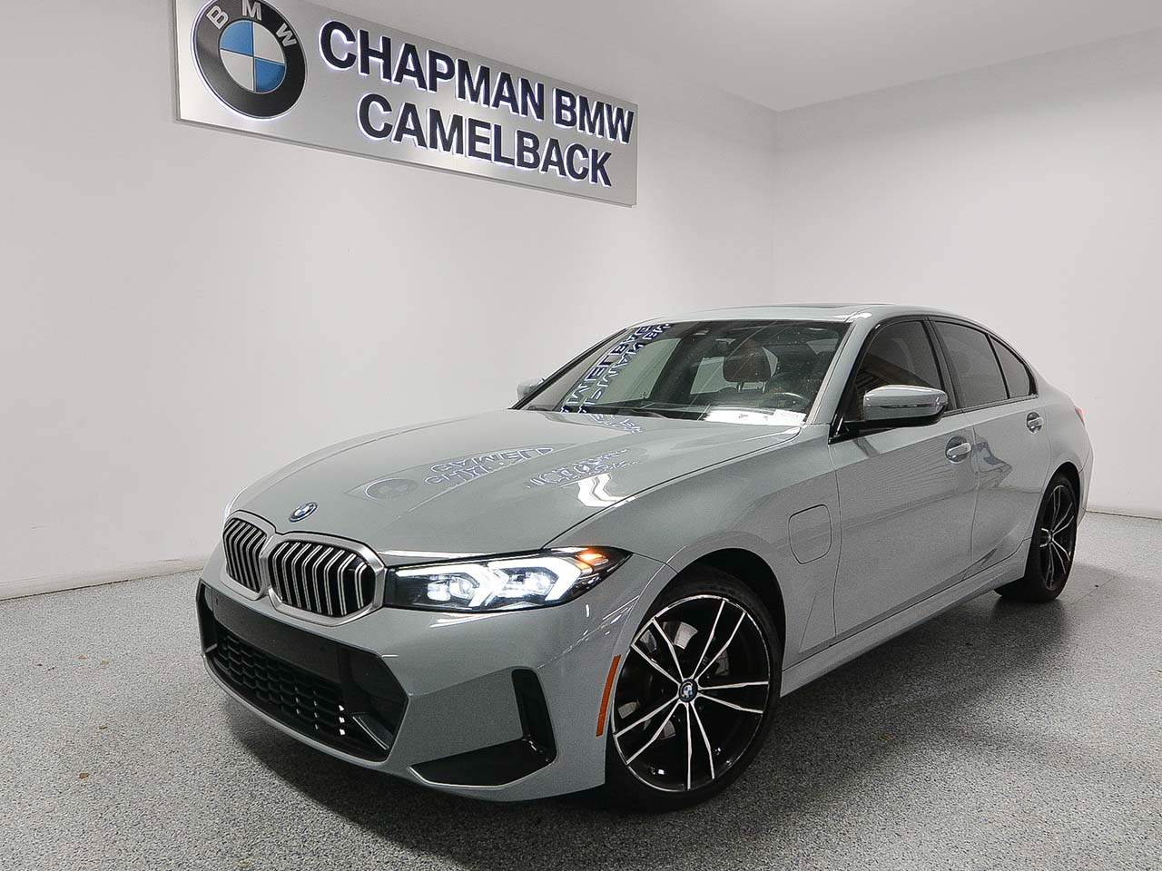 2024 BMW 3-Series 330e